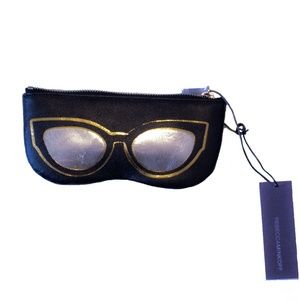 Rebecca Minkoff Sunnies - Cat eye Sunglass case